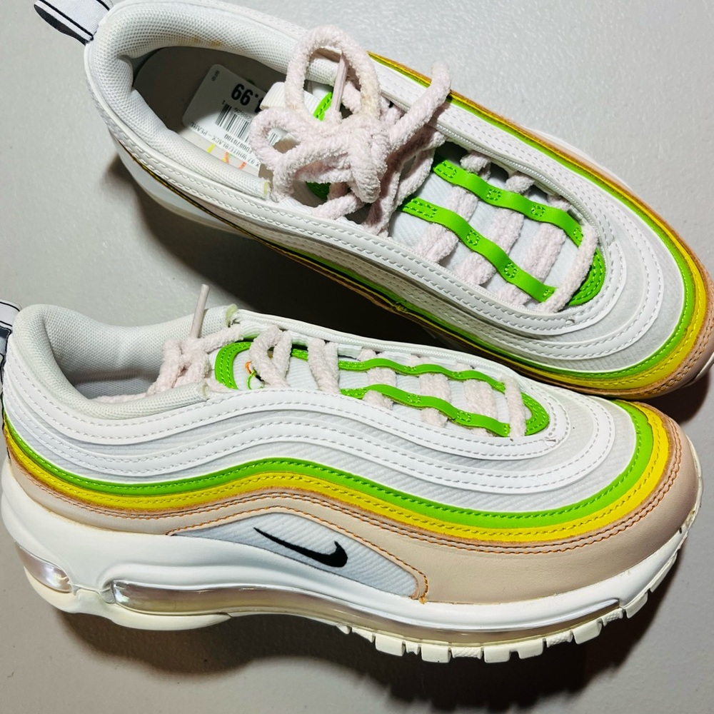 Nike Air Max 97 “Feel Love”